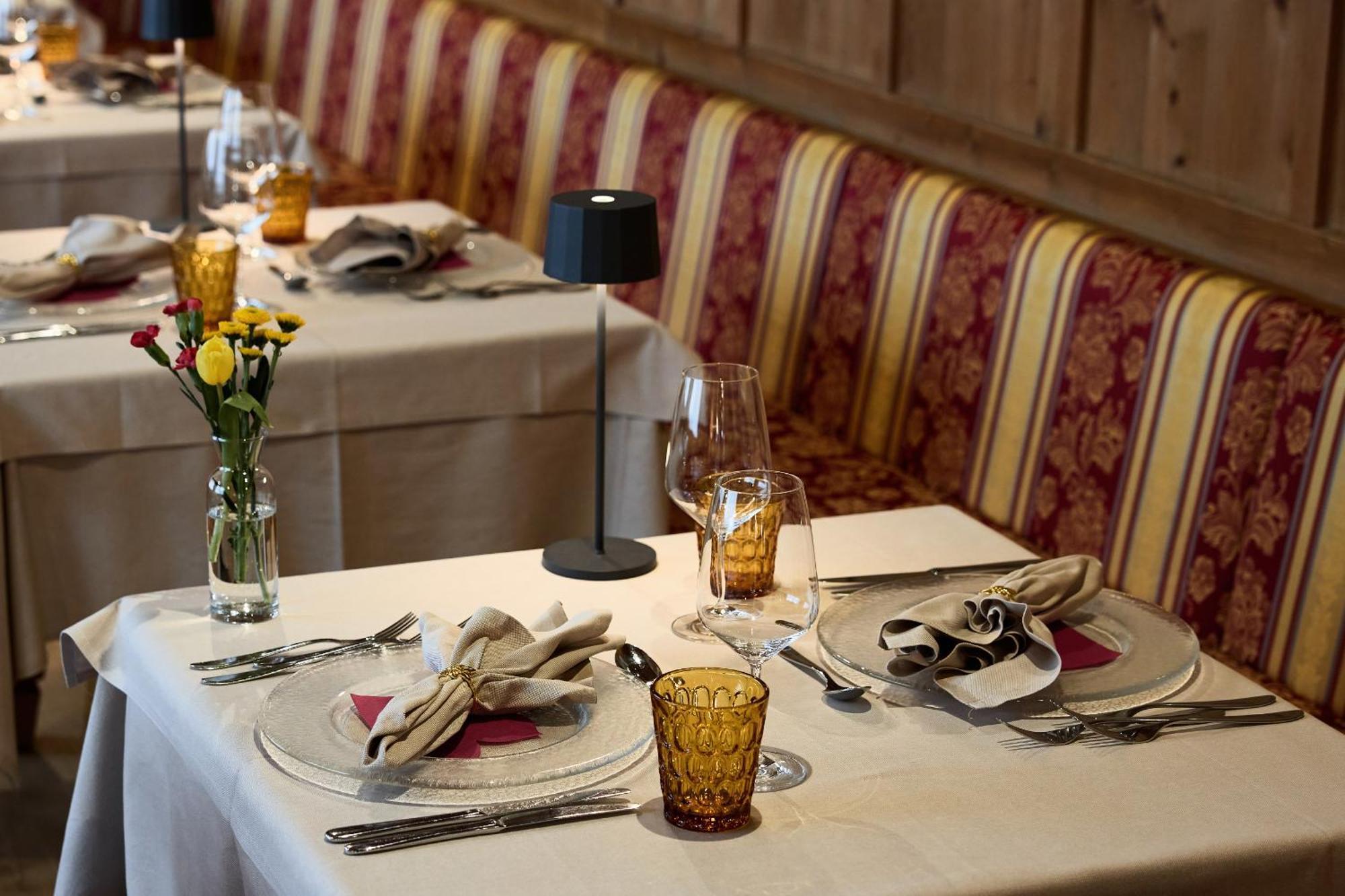 Dolomites Wellness Hotel Savoy 拉维拉 外观 照片