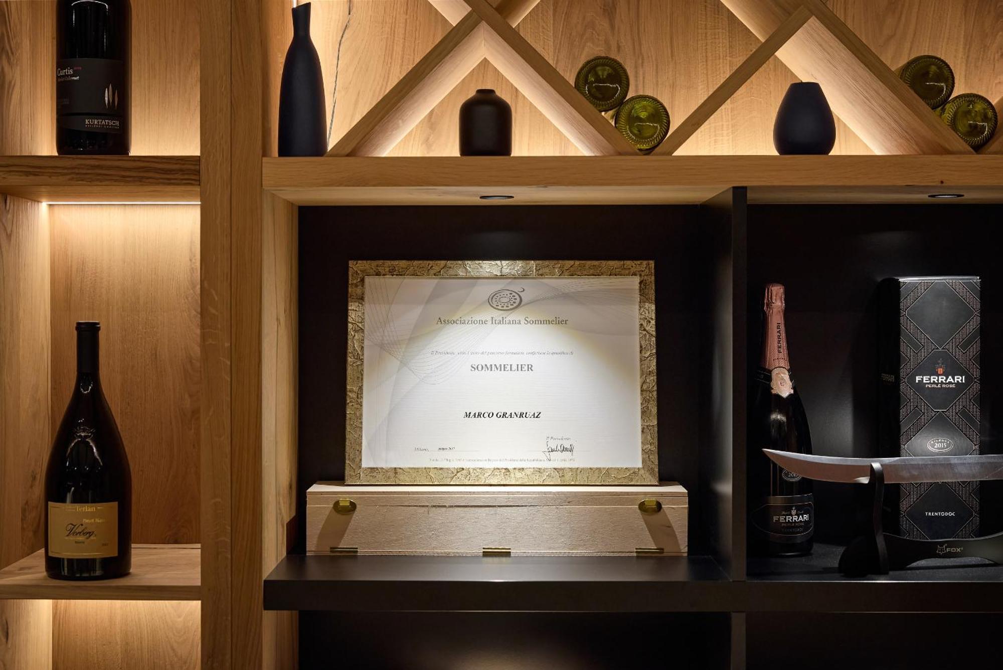 Dolomites Wellness Hotel Savoy 拉维拉 外观 照片