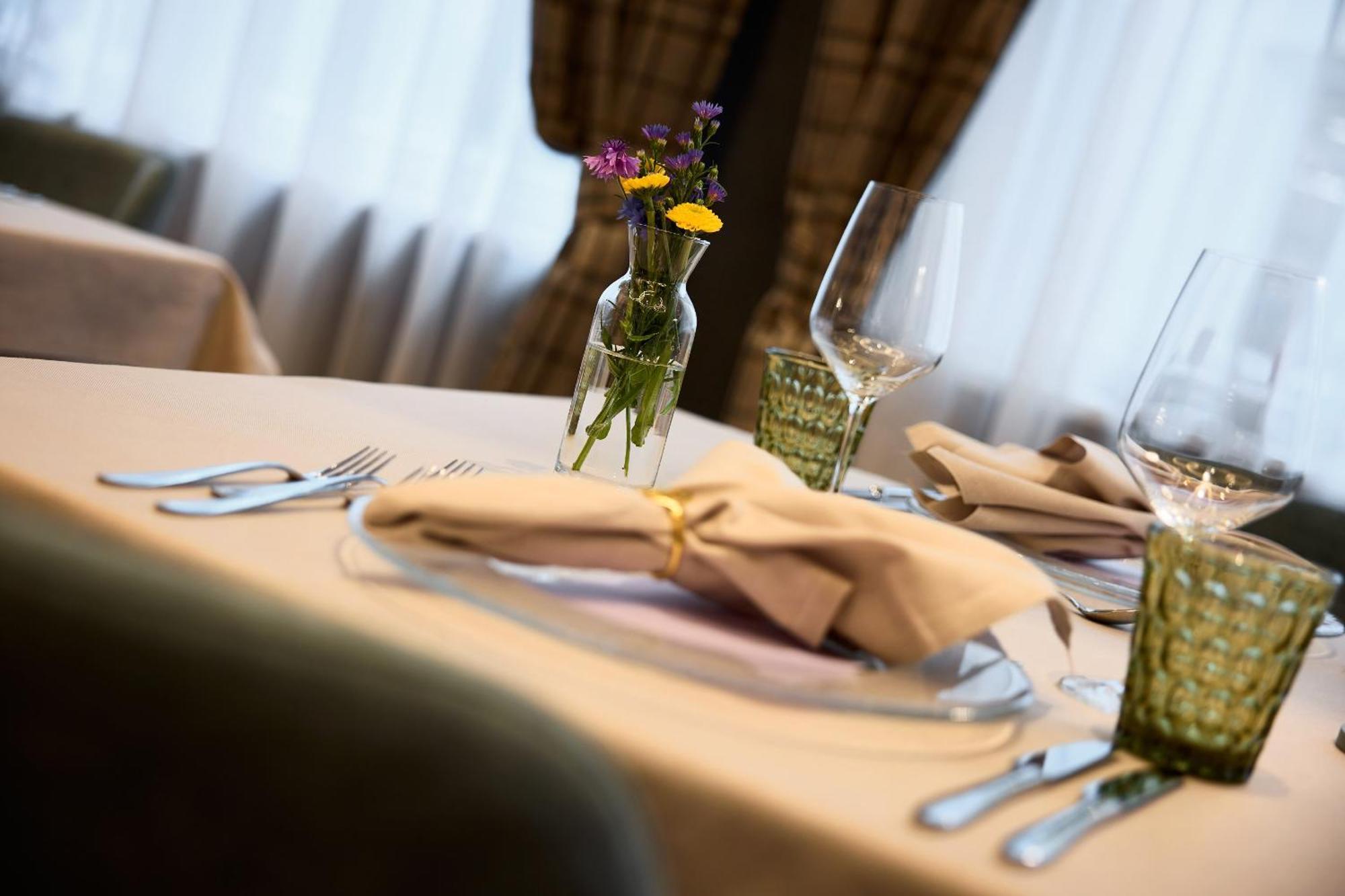 Dolomites Wellness Hotel Savoy 拉维拉 外观 照片