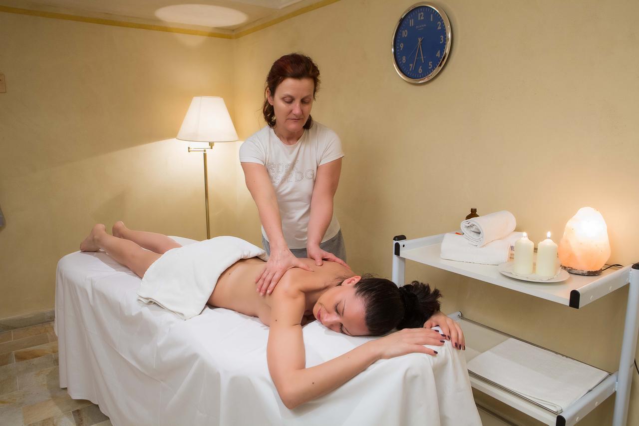 Dolomites Wellness Hotel Savoy 拉维拉 外观 照片